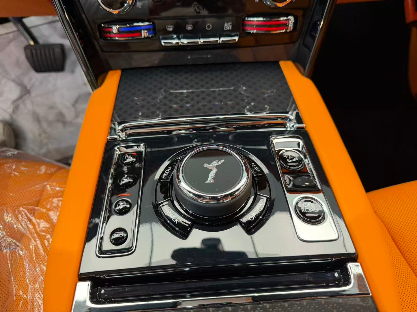 Rolls-Royce_Cullinan(商談対応