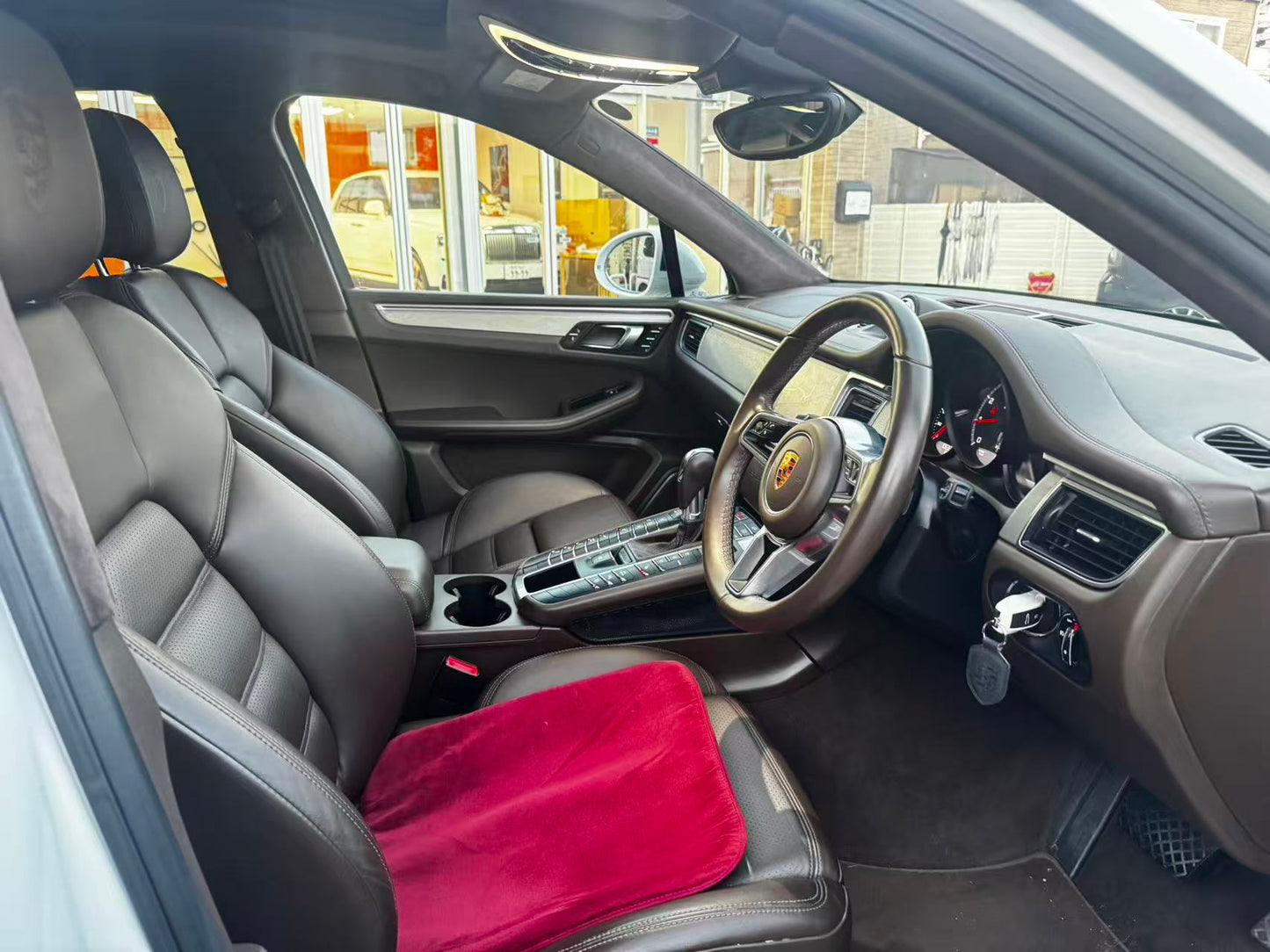 ポルシェ マカン