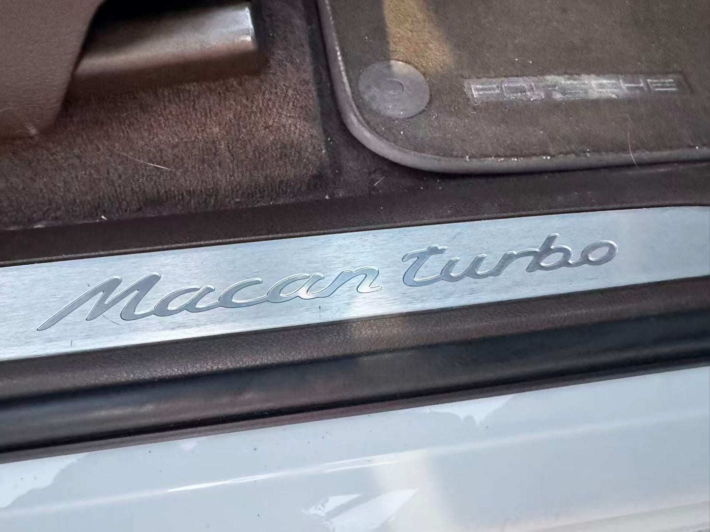 ポルシェ マカン