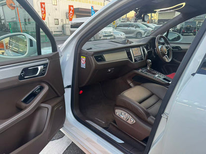 ポルシェ マカン