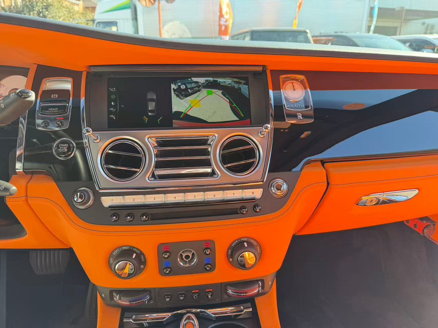 Rolls-Royce＿Wraith