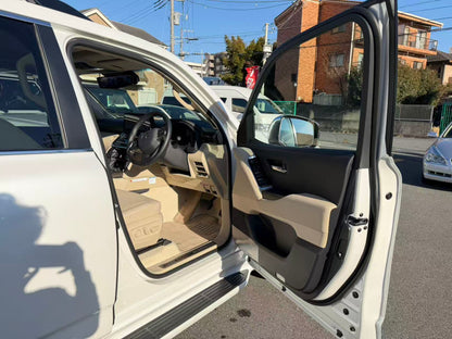 トヨタ ランドクルーザー300