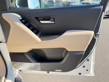 トヨタ ランドクルーザー300