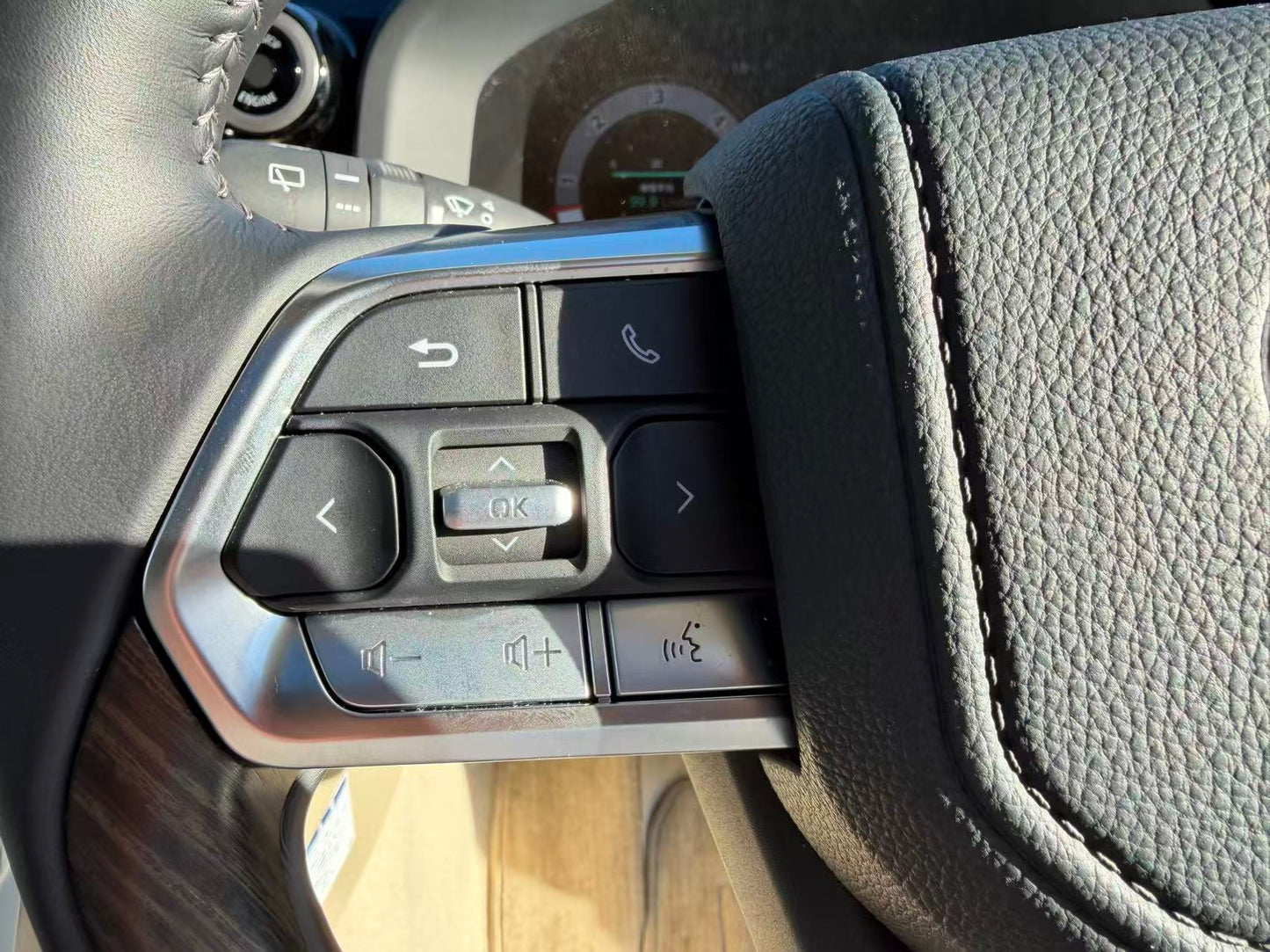 トヨタ ランドクルーザー300