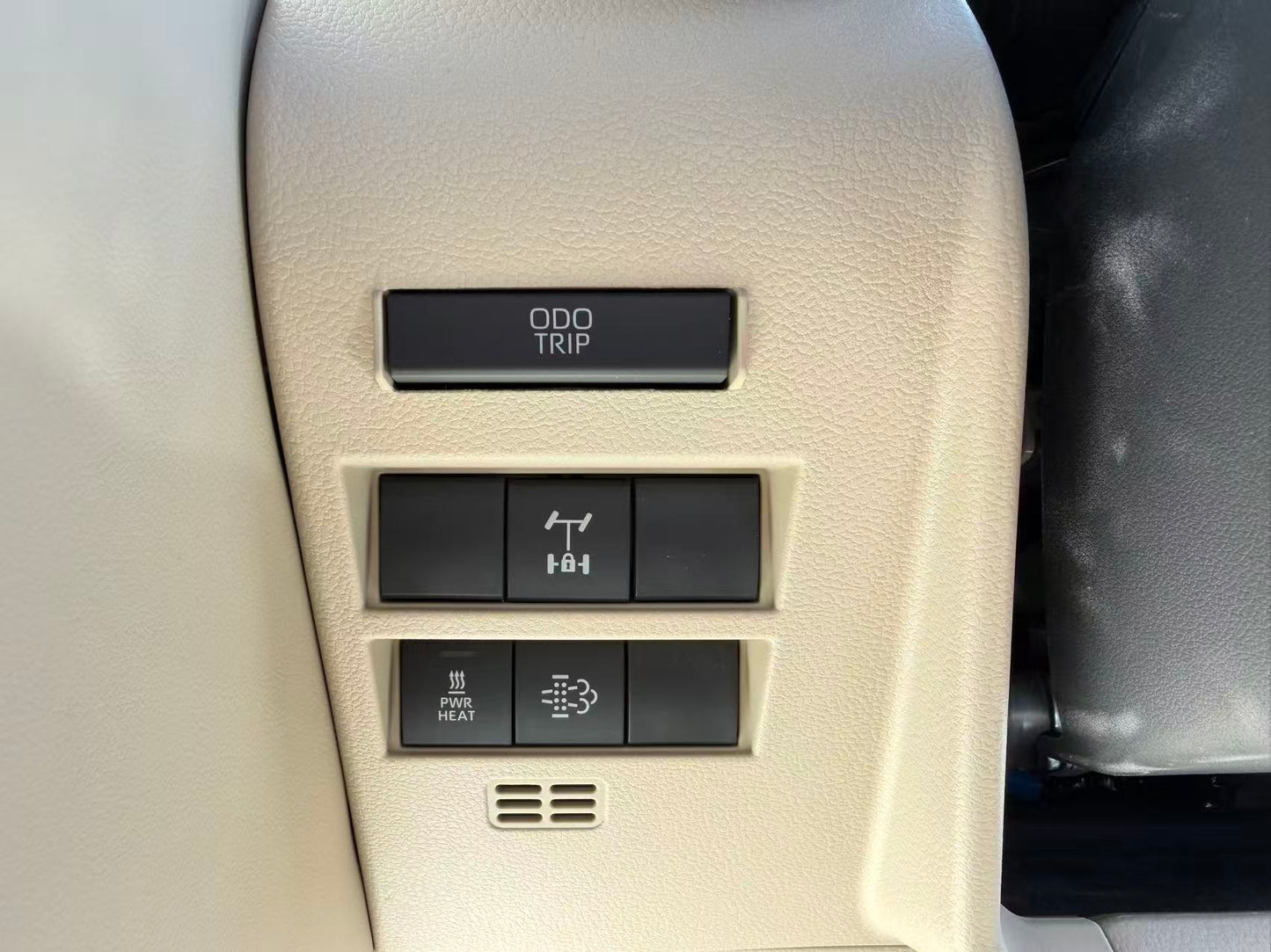 トヨタ ランドクルーザー300