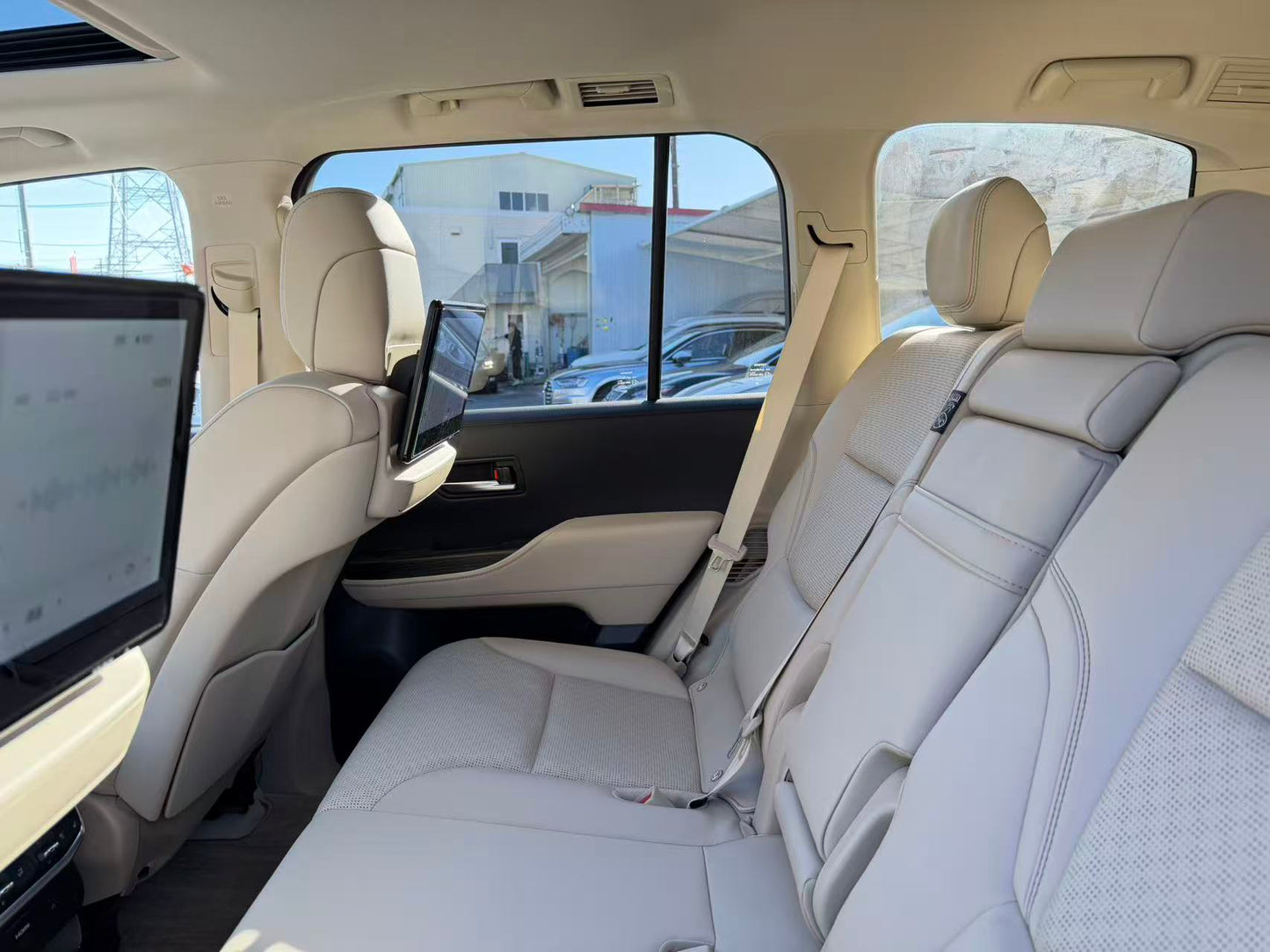 トヨタ ランドクルーザー300