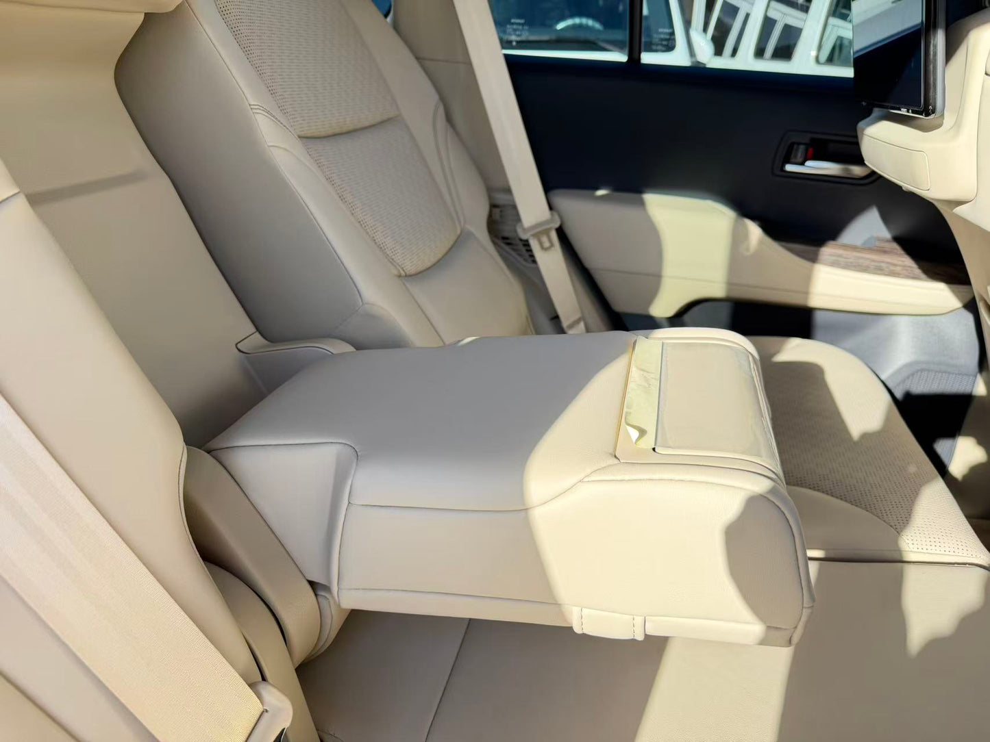 トヨタ ランドクルーザー300