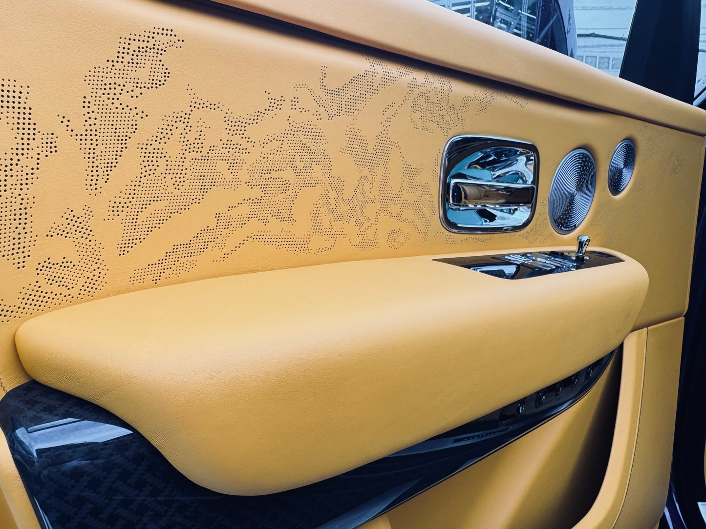 Rolls-Royce＿Cullinan（商談対応