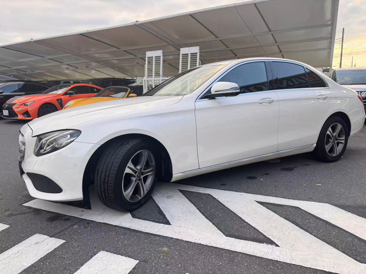 ベンツ　 Eクラス