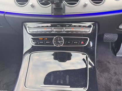 ベンツ　 Eクラス